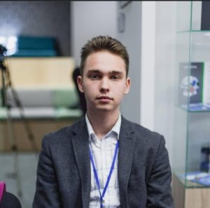 Yevhenii Yatsyshin, Senior Associate